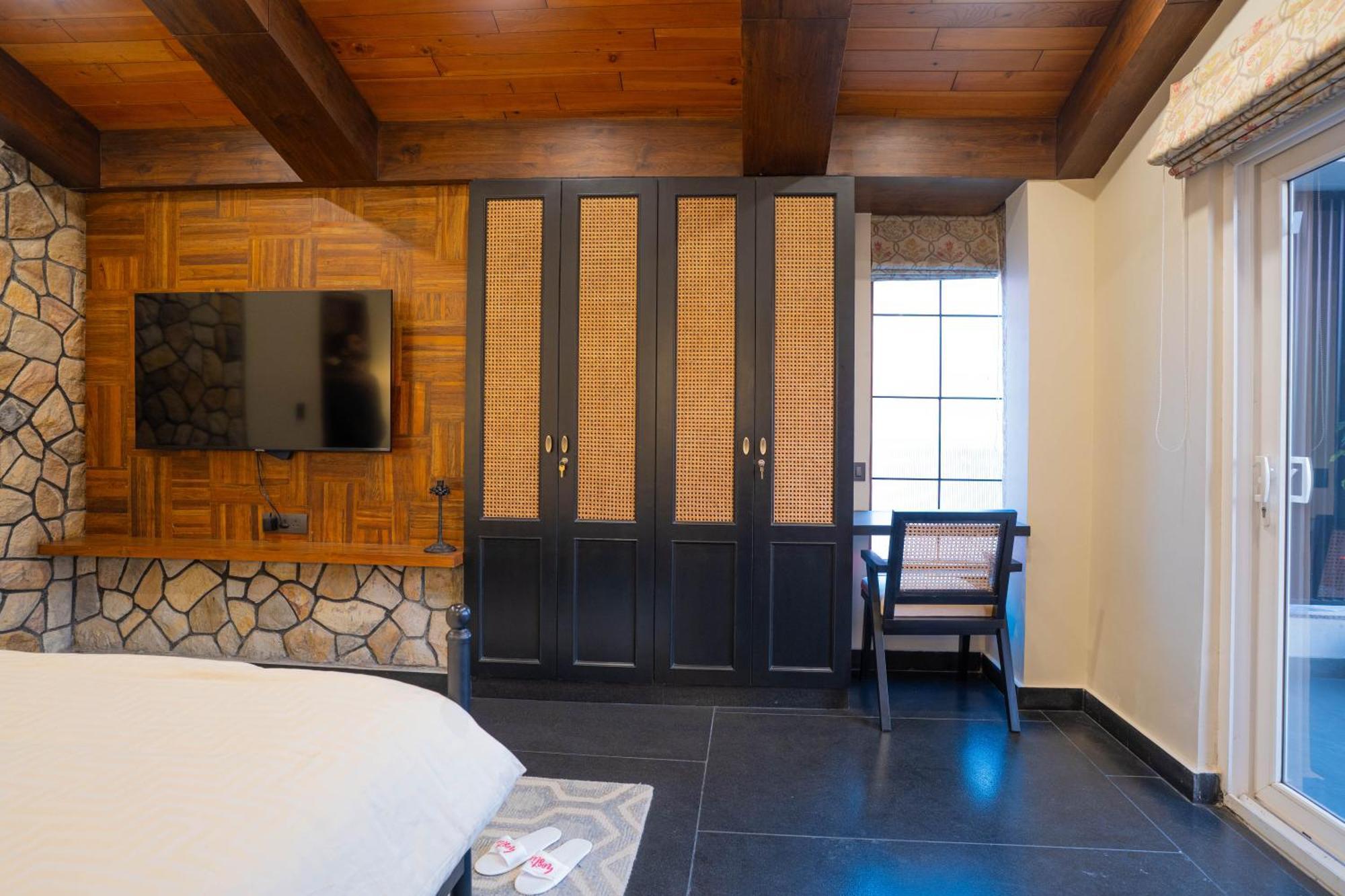 Hostie Vaikuntha - 3Bhk Mountain Villa, Dehradoon Dehradun Exteriör bild